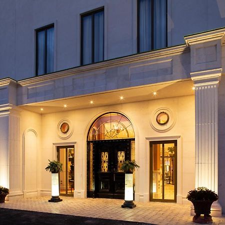 Lawlors Hotel ネース エクステリア 写真