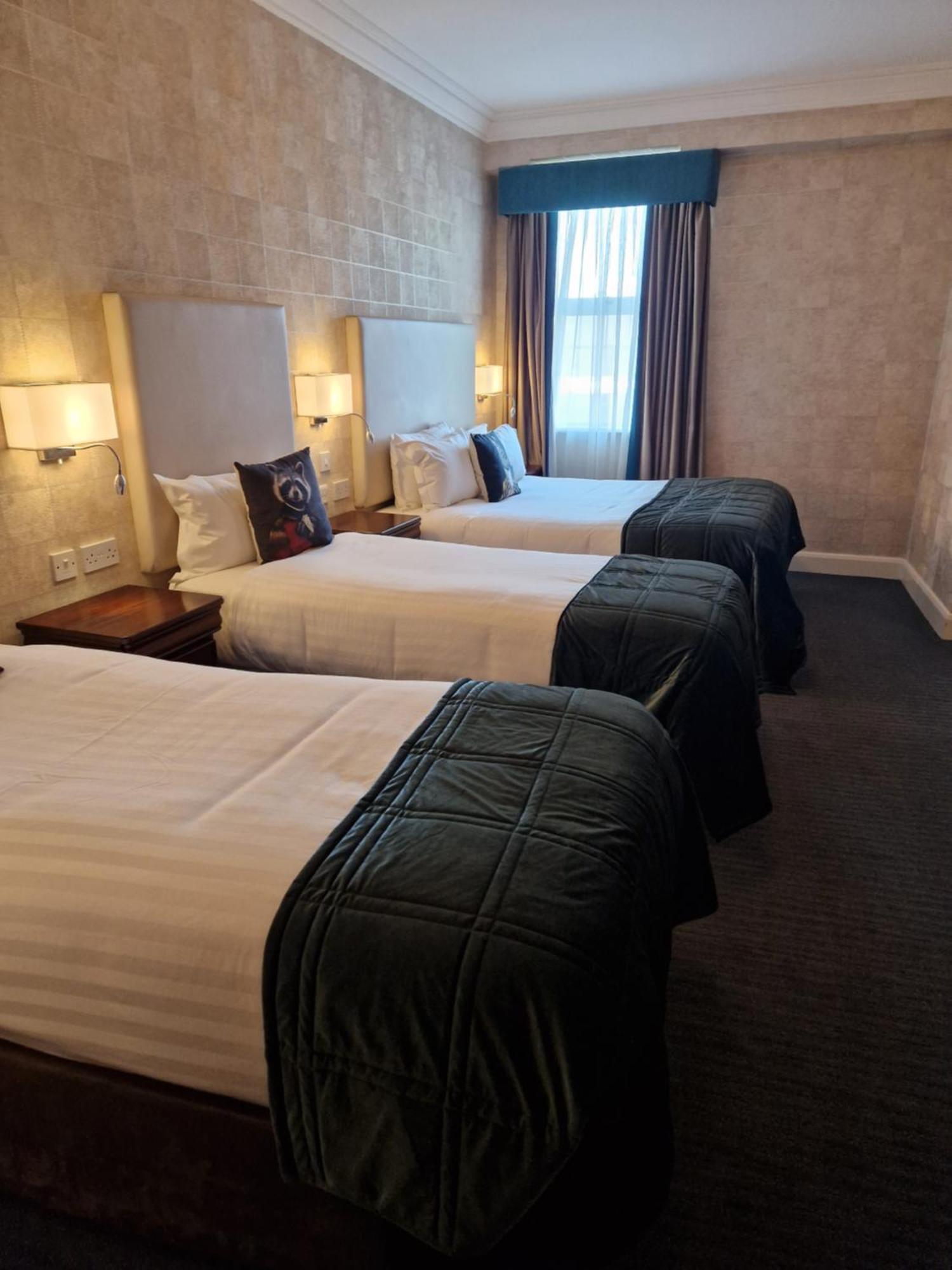 Lawlors Hotel ネース エクステリア 写真