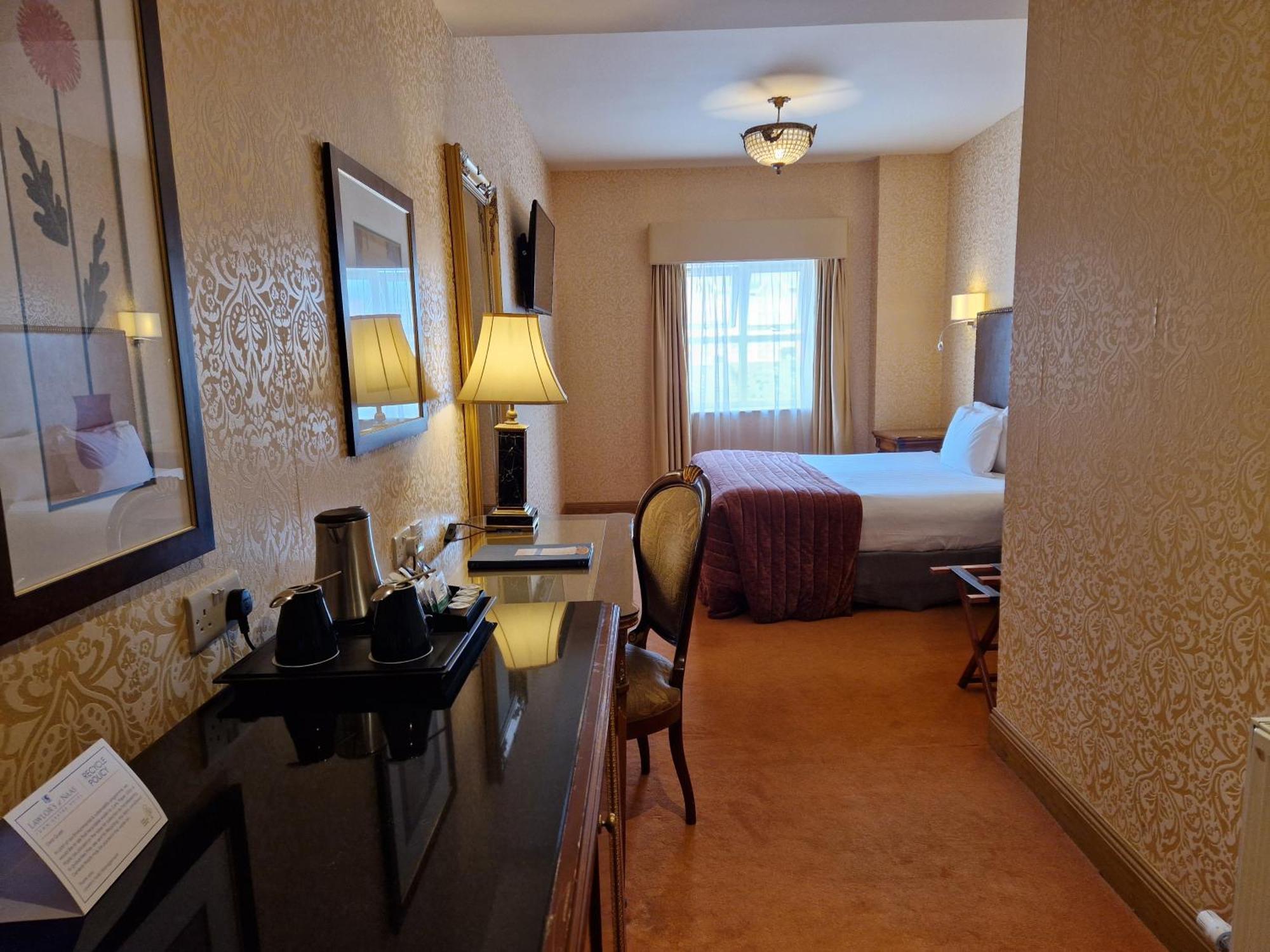 Lawlors Hotel ネース 部屋 写真