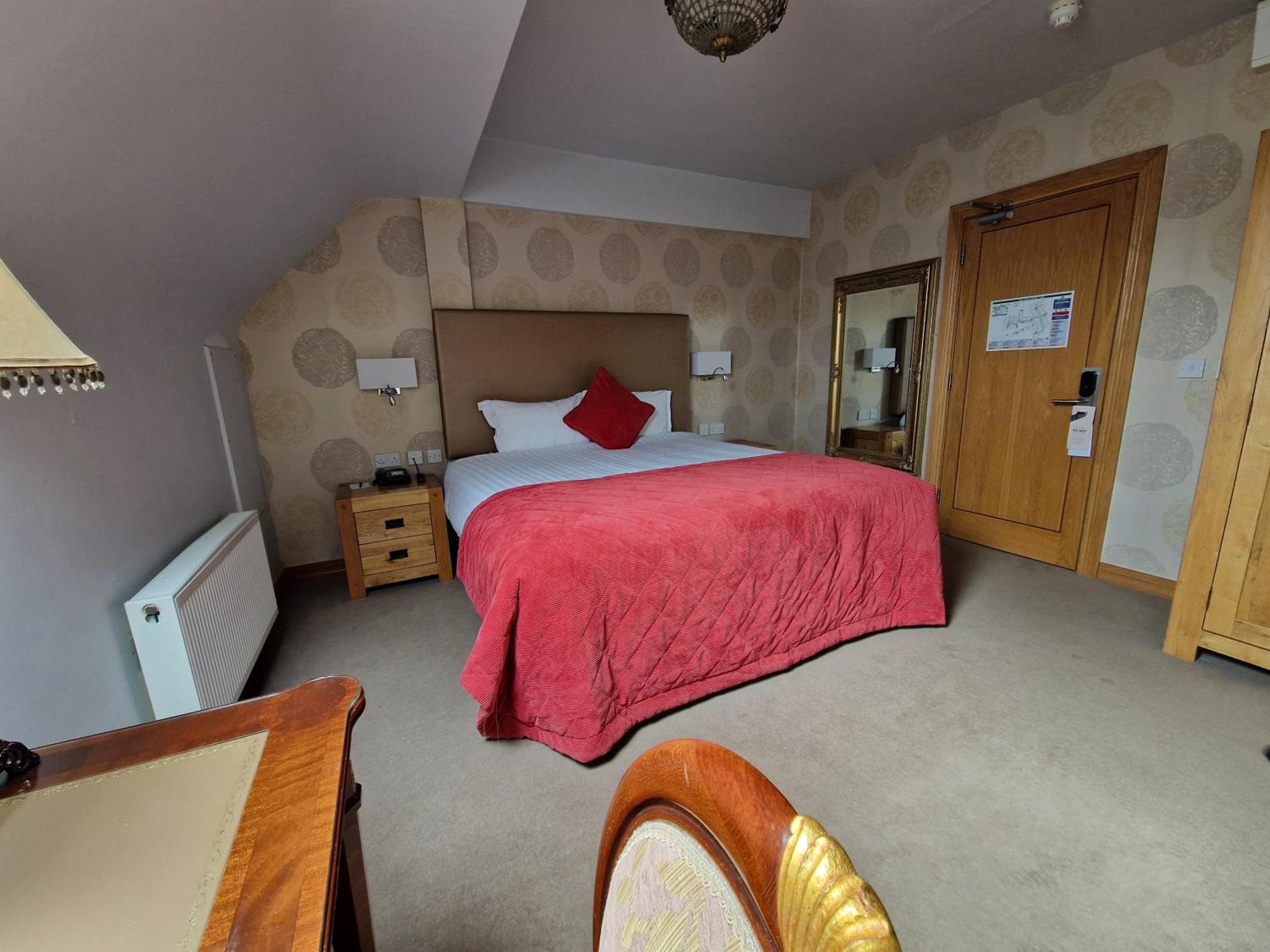 Lawlors Hotel ネース 部屋 写真