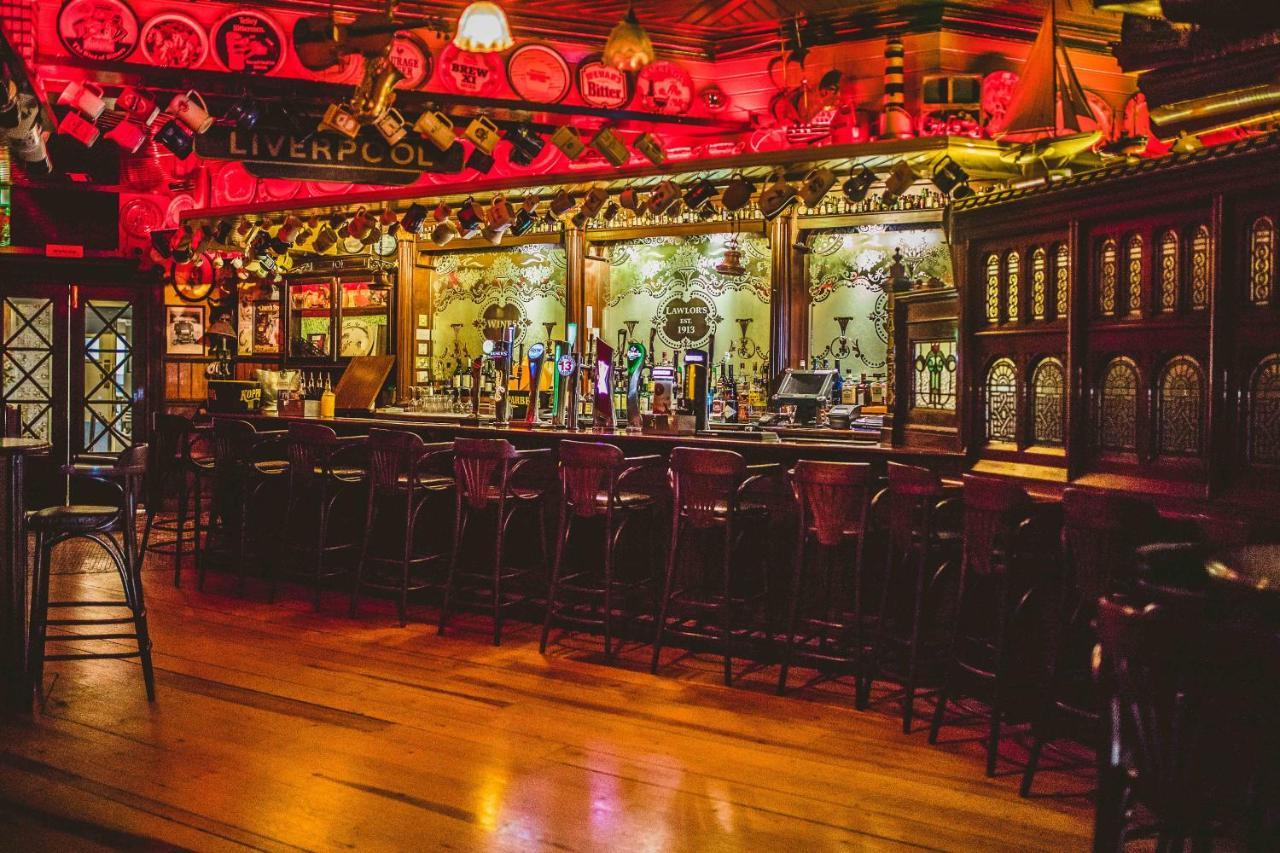 Lawlors Hotel ネース エクステリア 写真